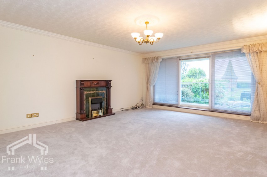 Images for St Johns Wood, Clifton Drive, Lytham