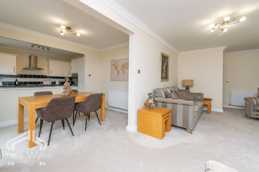 Images for St Johns Wood, Clifton Drive, Lytham