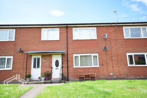 25 Clover Avenue Lytham St Annes FY8 3BP - EAID:FW, BID:1383