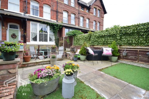 St Annes Road East, Lytham St Annes, FY8 1UR - EAID:FW, BID:1383