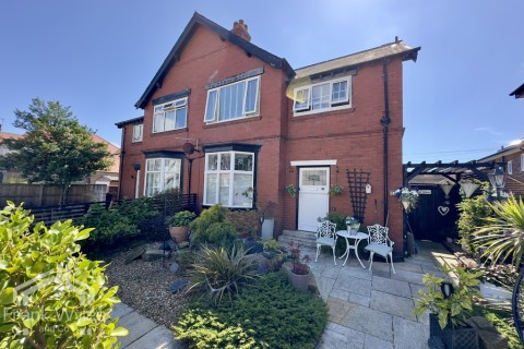 Caryl Road, Lytham St Annes, FY8 2PZ - EAID:FW, BID:1383