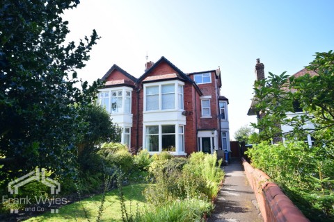 Flat 3, 103 St. Annes Road East, Lytham St. Annes, Lancashire - EAID:FW, BID:1383