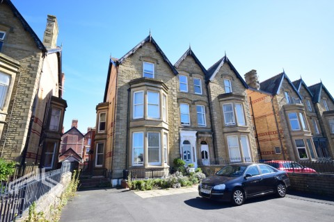 Clifton Drive North, Lytham St Annes, Lancashire - EAID:FW, BID:1383